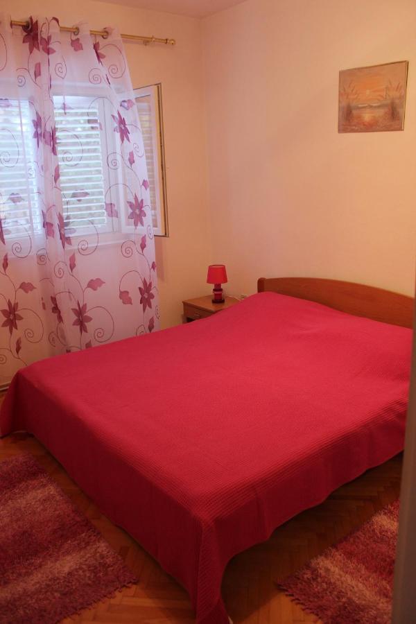 Apartmani Marjana Supetar Extérieur photo