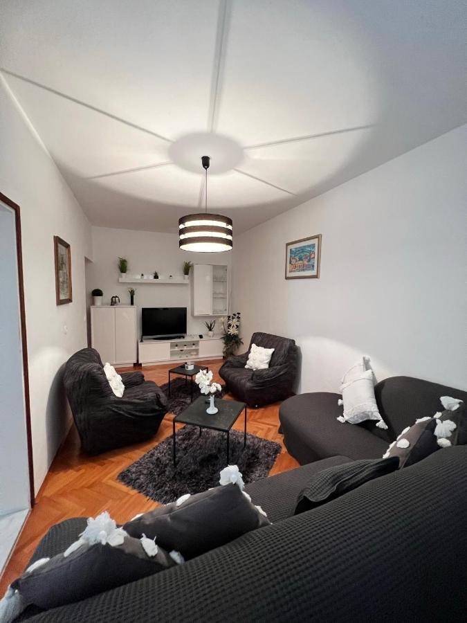 Apartmani Marjana Supetar Extérieur photo